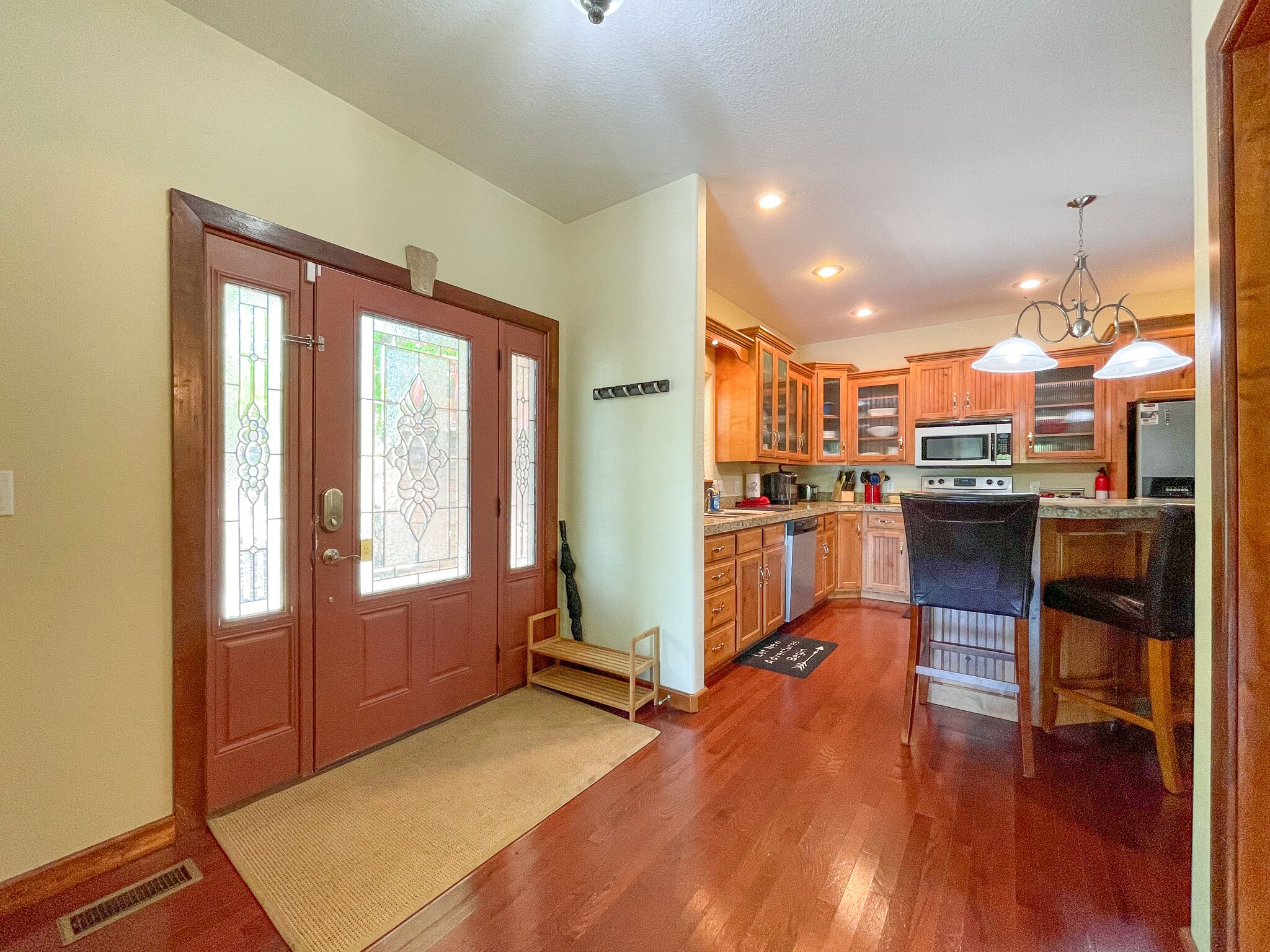 Spacious Lakefront House