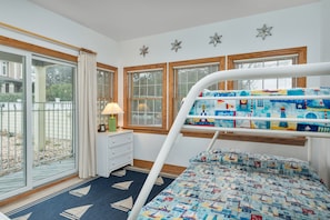 5 habitaciones, internet y ropa de cama