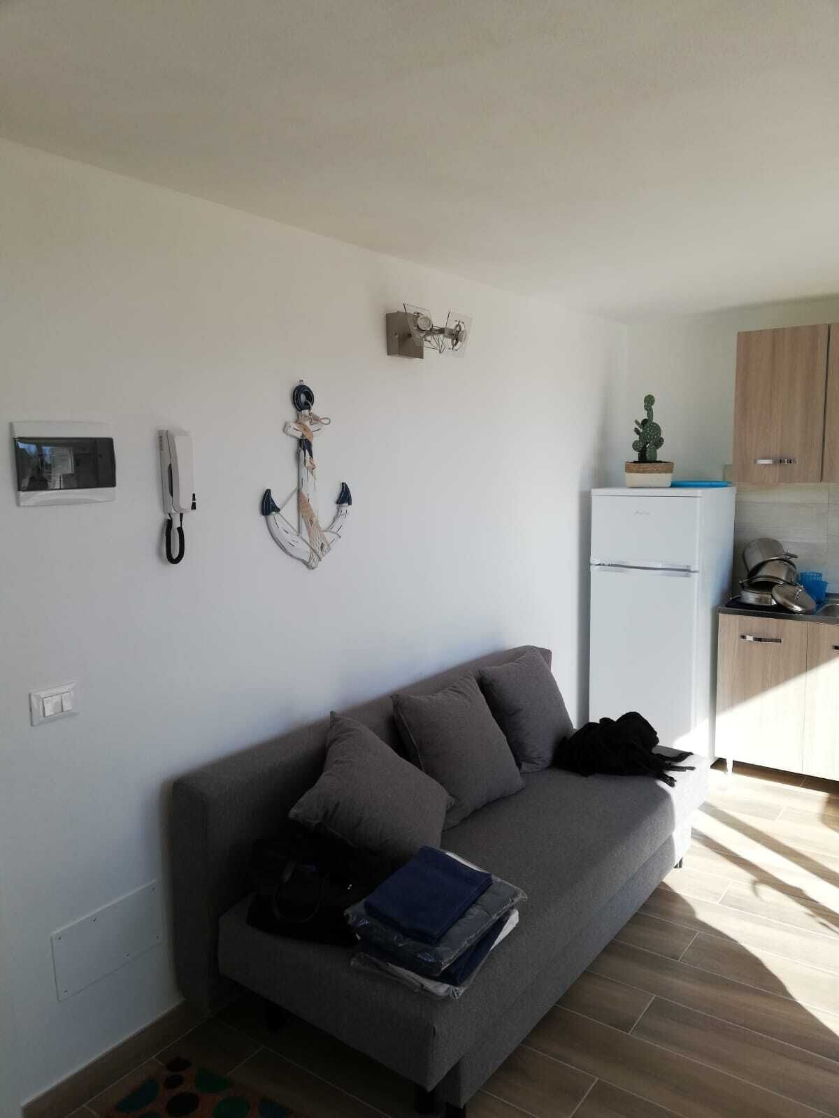 Two-room apartment on the attic floor overlooking the Apuan Alps and the surrounding pine forest