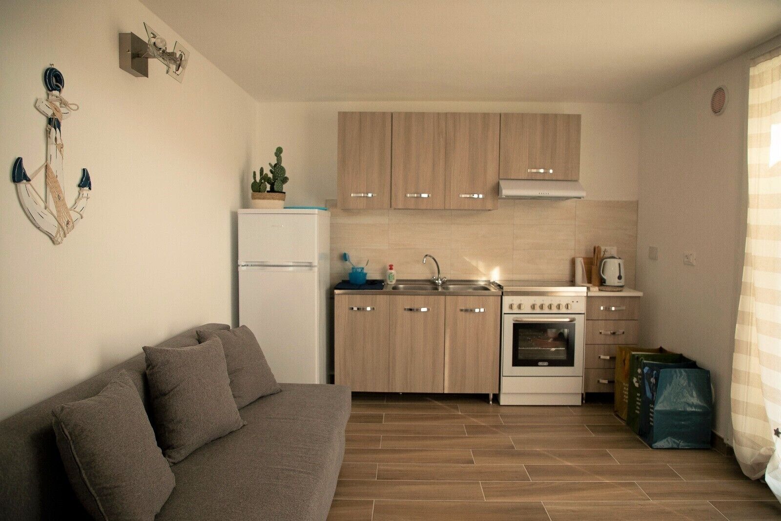 Two-room apartment on the attic floor overlooking the Apuan Alps and the surrounding pine forest