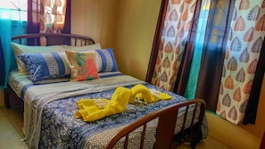 Basic House, 2 Queen Beds, Non Smoking | 2 bedrooms, desk, iron/ironing board, travel cot