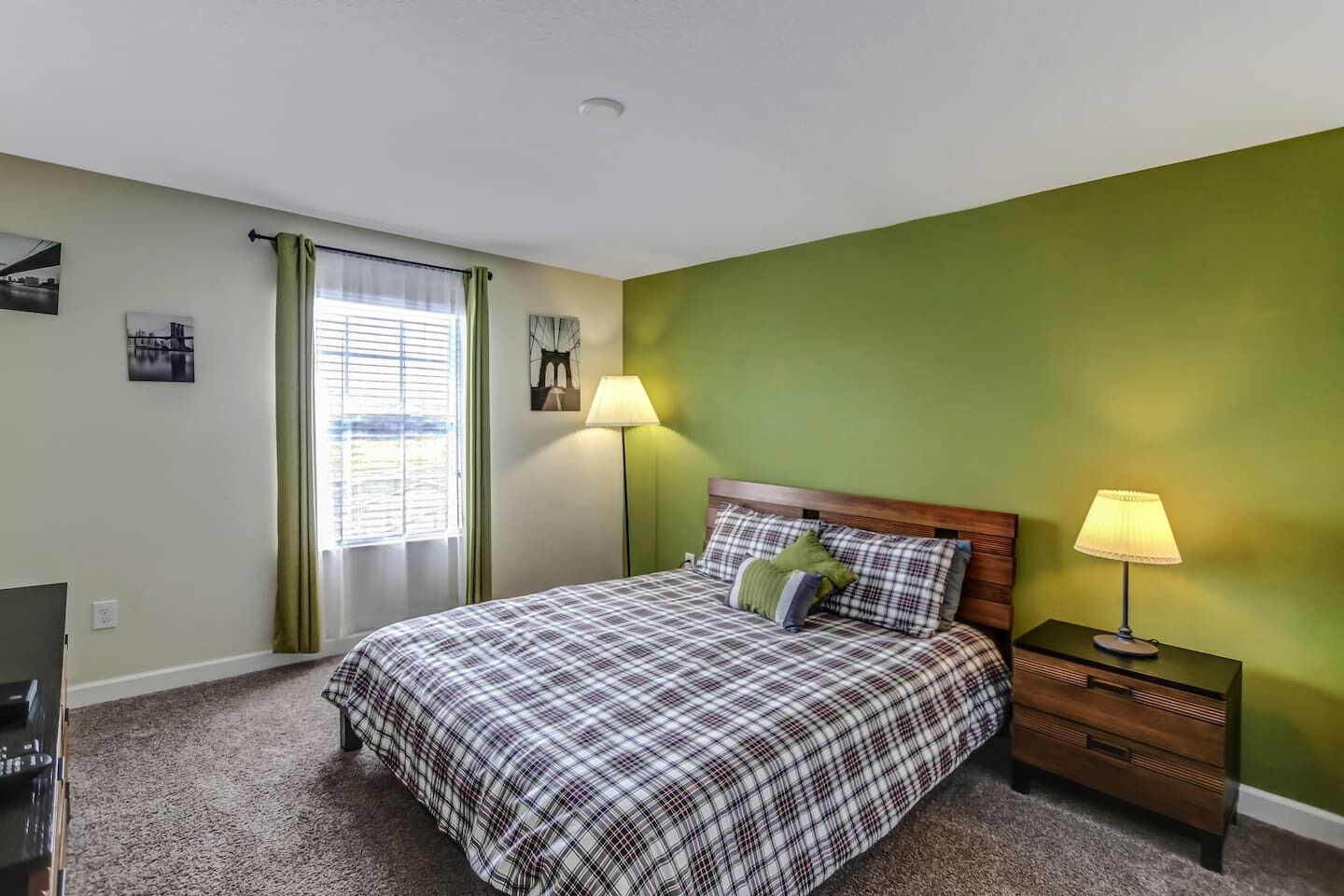 Desk, iron/ironing board, travel crib, WiFi