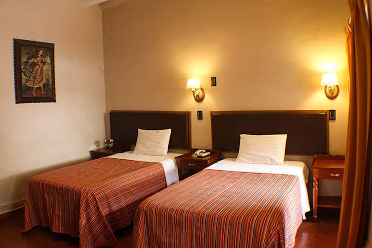 Standard Double Room, 2 Twin Beds, Non Smoking | In-room safe, desk, free WiFi, bed sheets
