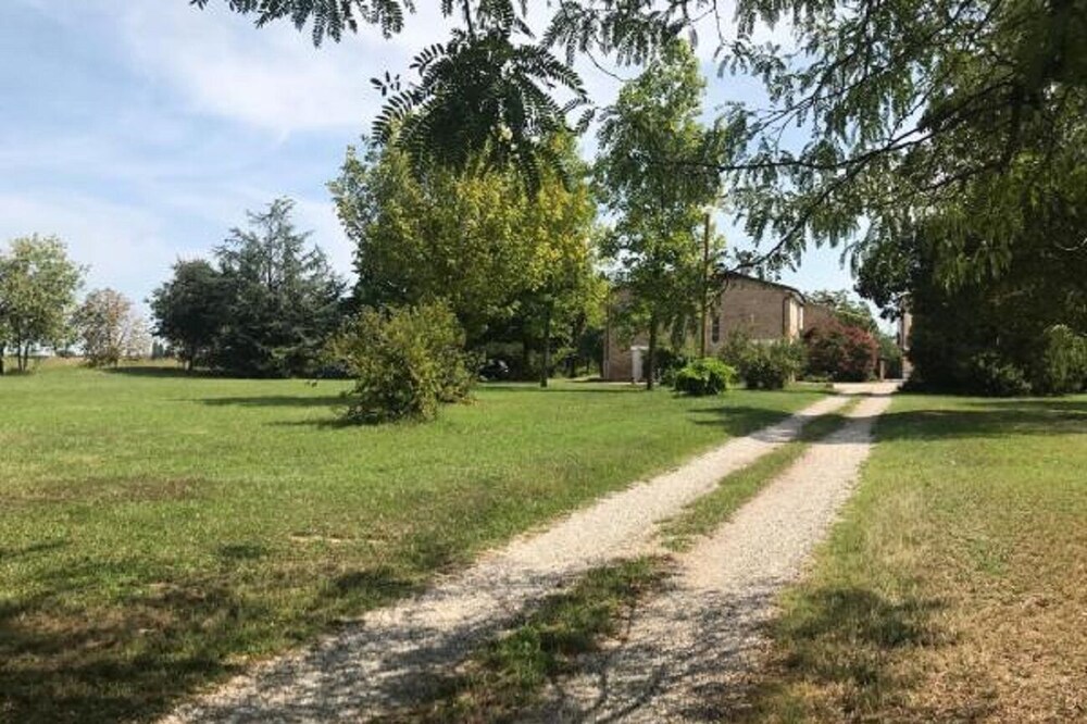 Farmhouse 3 km from the center of Mantua