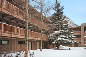 Exterior - 2bd_mw_315 (Frisco)
