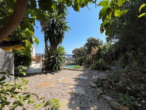 Property grounds - Very nice villa with infinity pool, sea view, harbor, Cavalaire (Cavalaire-Sur-Mer)