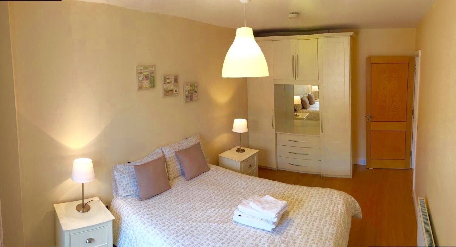 2 Bed Apartment with large sunny terrace