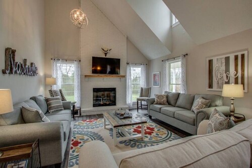 North Nashville Farmhouse