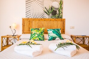 3 quartos, cofres nos quartos, ferros/tábuas de passar roupa