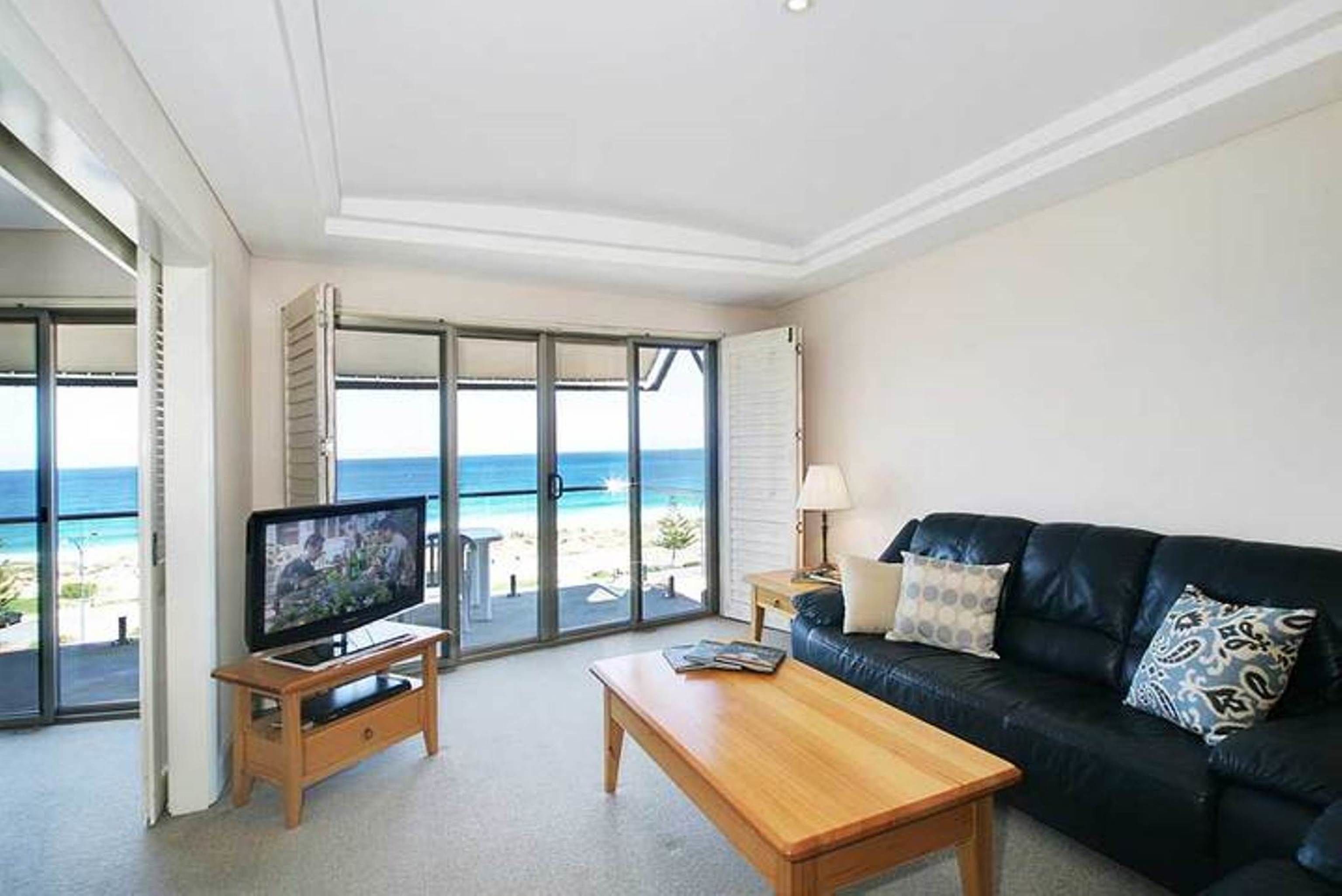 Sea Breeze Luxury Holiday Apartment Accommodation