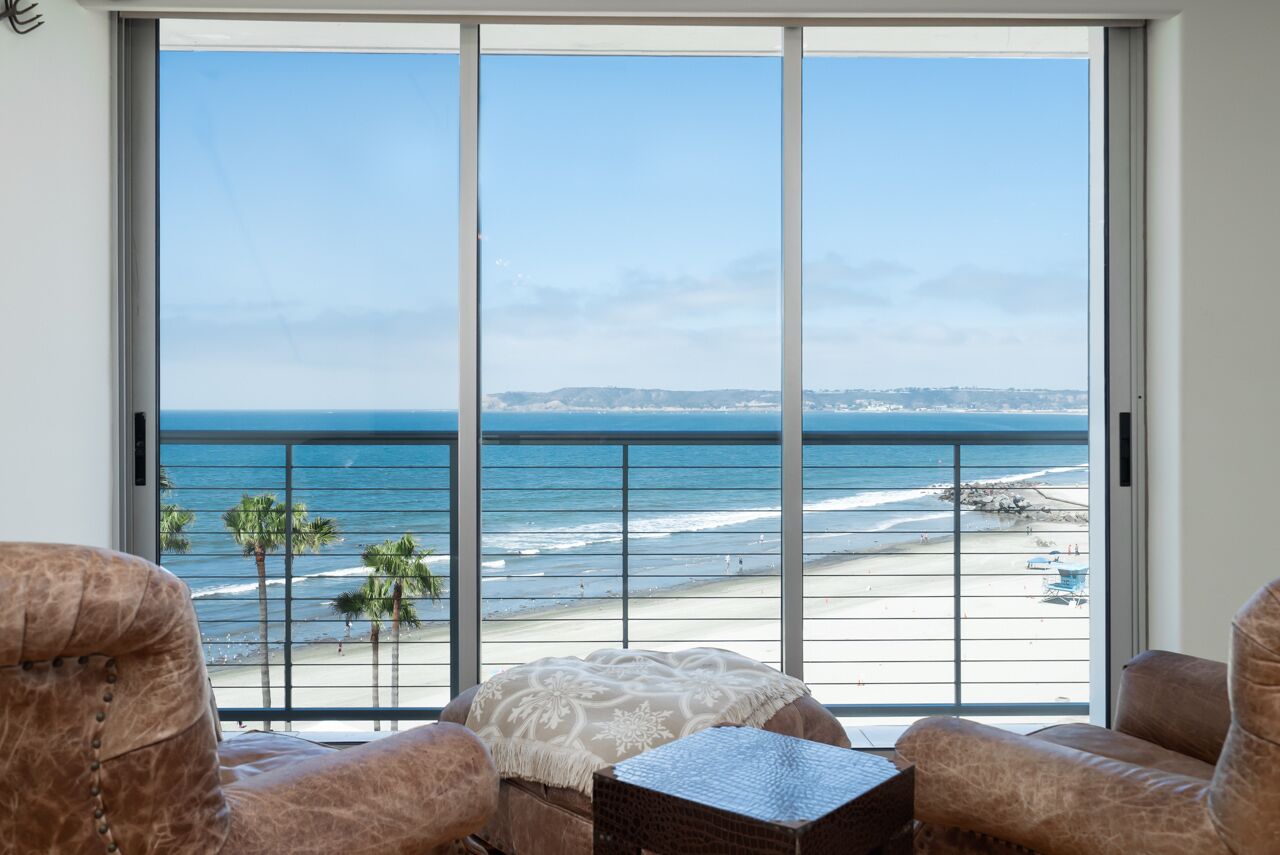 Ocean Views Everywhere, Corner Unit in La Sierra, 6th Floor