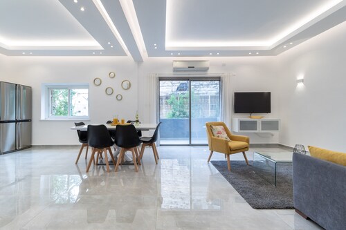 Luxury Apt at the Gates of Jerusalem **Brand New**