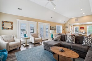 TV, DVD player, books, stereo