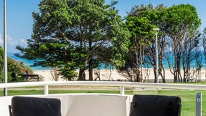 Property grounds - The Palms 4 - 54 Lawson Street (Byron Shire)