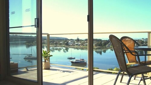 3/3 Short Street, Merimbula