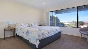 3 bedrooms, iron/ironing board