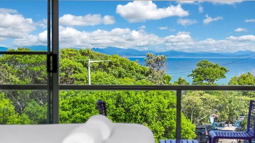 10/130 Lighthouse Rd, Byron Bay - James Cook Apartments