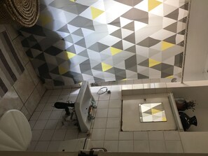 Hair dryer, towels, soap, shampoo