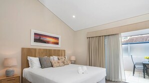 2 bedrooms, WiFi, bed sheets