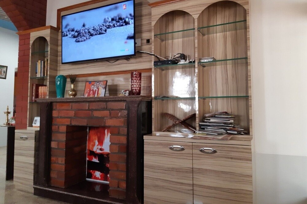 SURABI Home Stay..............you feel very pollution free from Sound and dust v