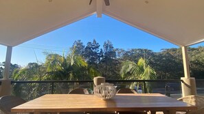 Outdoor dining - Ohana - 6  84 Lawson Street (Byron Shire)