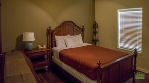 5 quartos, ferros/tábuas de passar roupa, Wi-Fi, roupa de cama