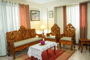 Interior - 2 bedroom Fully furnished Condo Unit (Pasig)