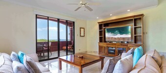 Recently Renovated Luxury Condo with Resort-Style Beach Club Access and Ocean Views