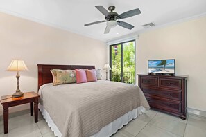 3 bedrooms, desk, iron/ironing board, WiFi