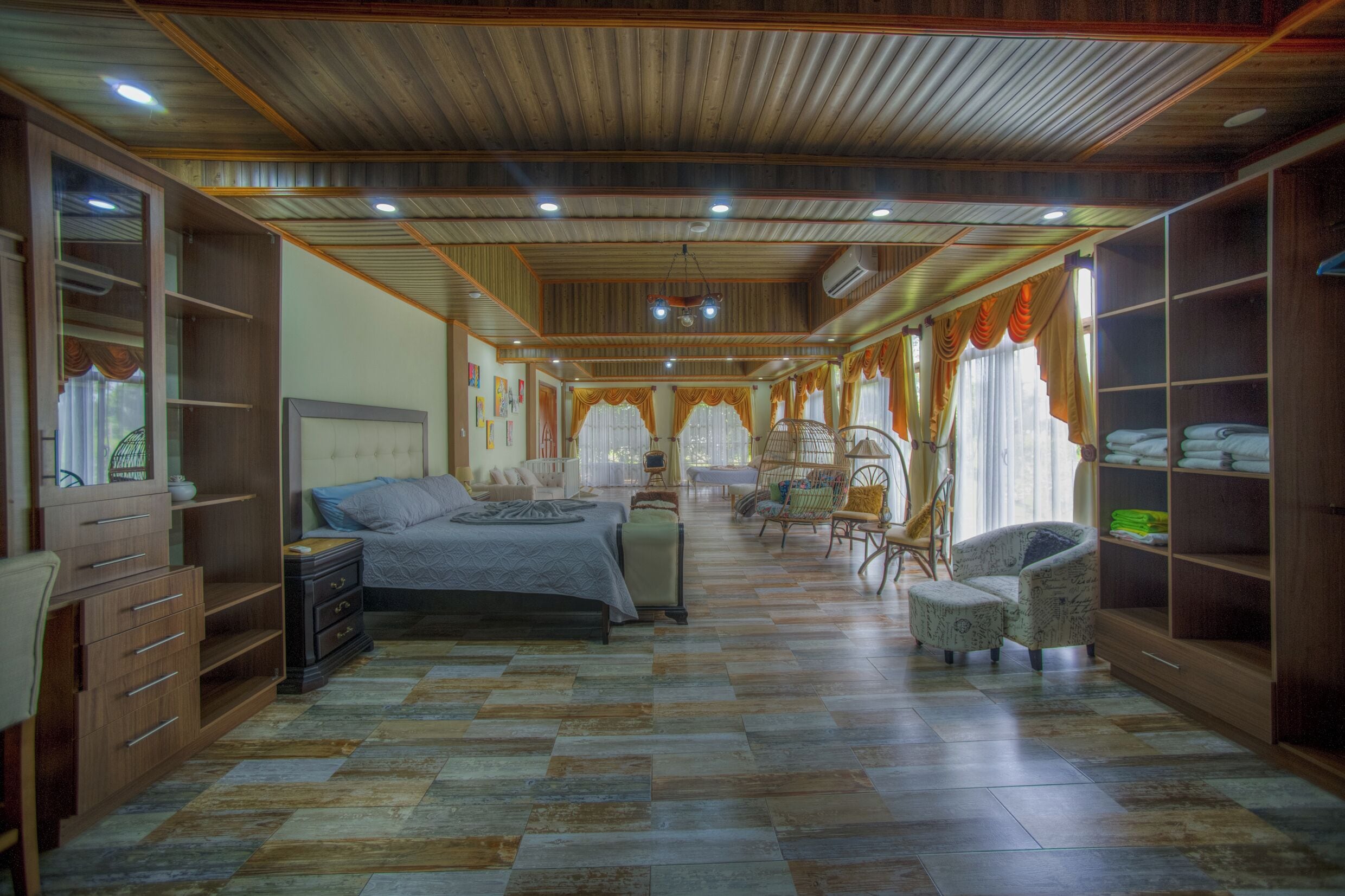 4 bedrooms, iron/ironing board, travel cot, WiFi