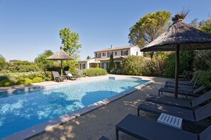 Piscine extérieure, piscine chauffée