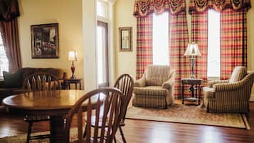 Een televisie, boeken, een muziekbibliotheek en een stereo