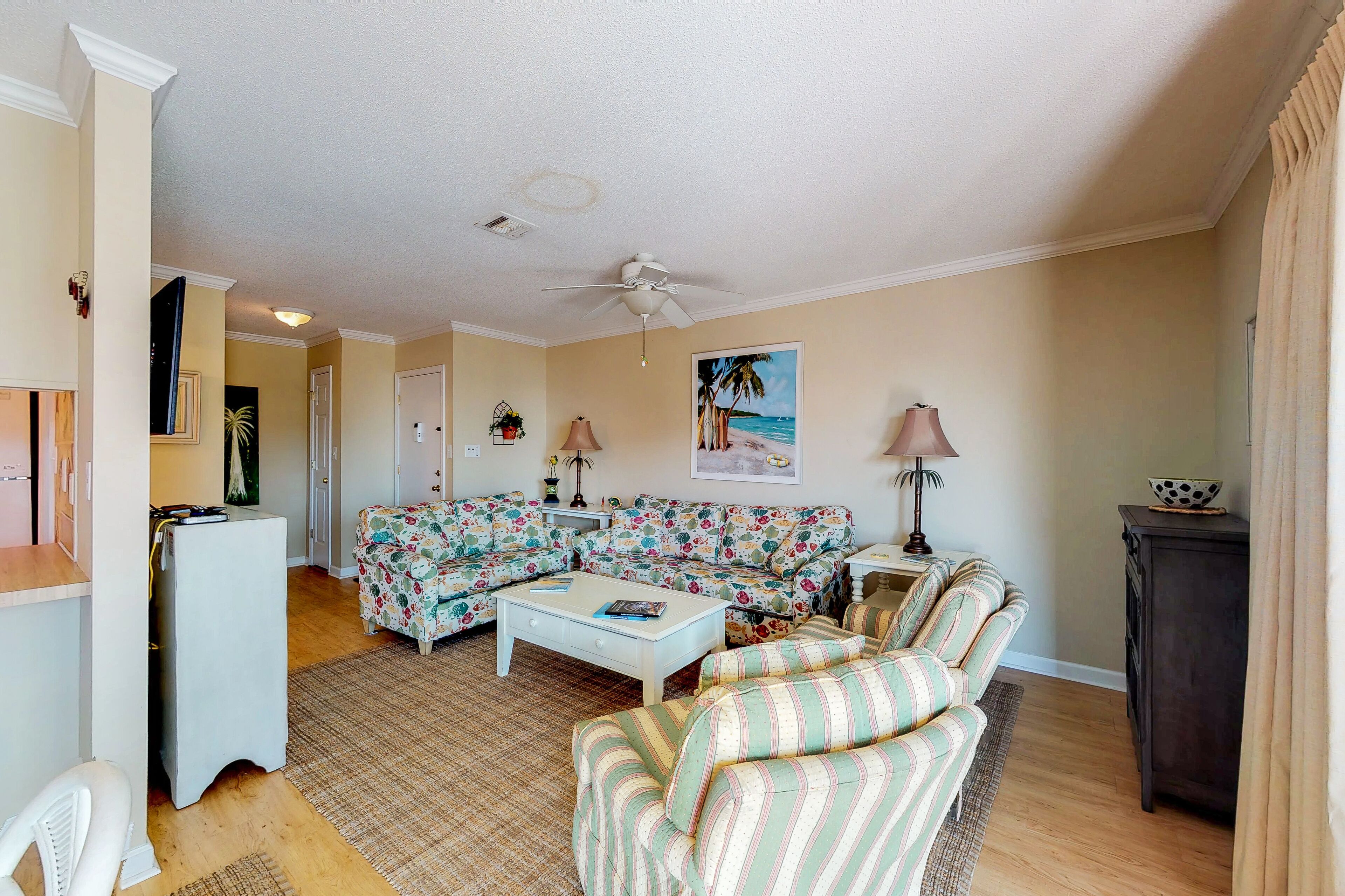 Ocean view condo w/ shared pool & large balcony - steps to the beach!