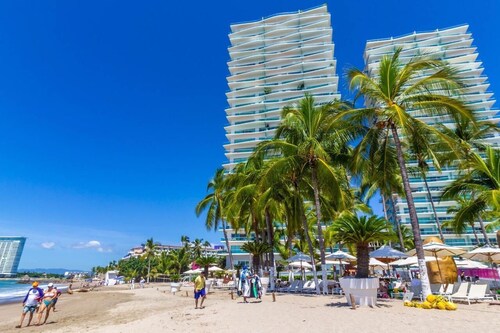 5 ***** Beautiful Icon Vallarta Ocean Marina Views - You Will LOVE IT !!!!