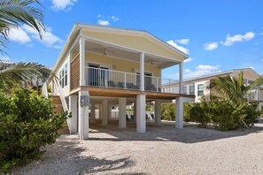 숙박 시설 정면