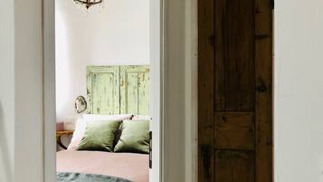 1 camera, ferro/asse da stiro, culla da viaggio, Wi-Fi gratuito