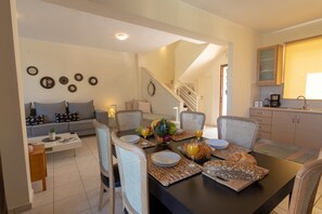 Dining - Three Bedroom Villa Aronia (Georgioupoli)