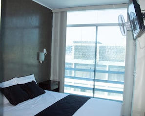 Room, 1 Double Bed, Non Smoking, City View | Individually decorated, individually furnished, blackout curtains