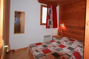 2 quartos, ferros/tábuas de passar roupa, Wi-Fi