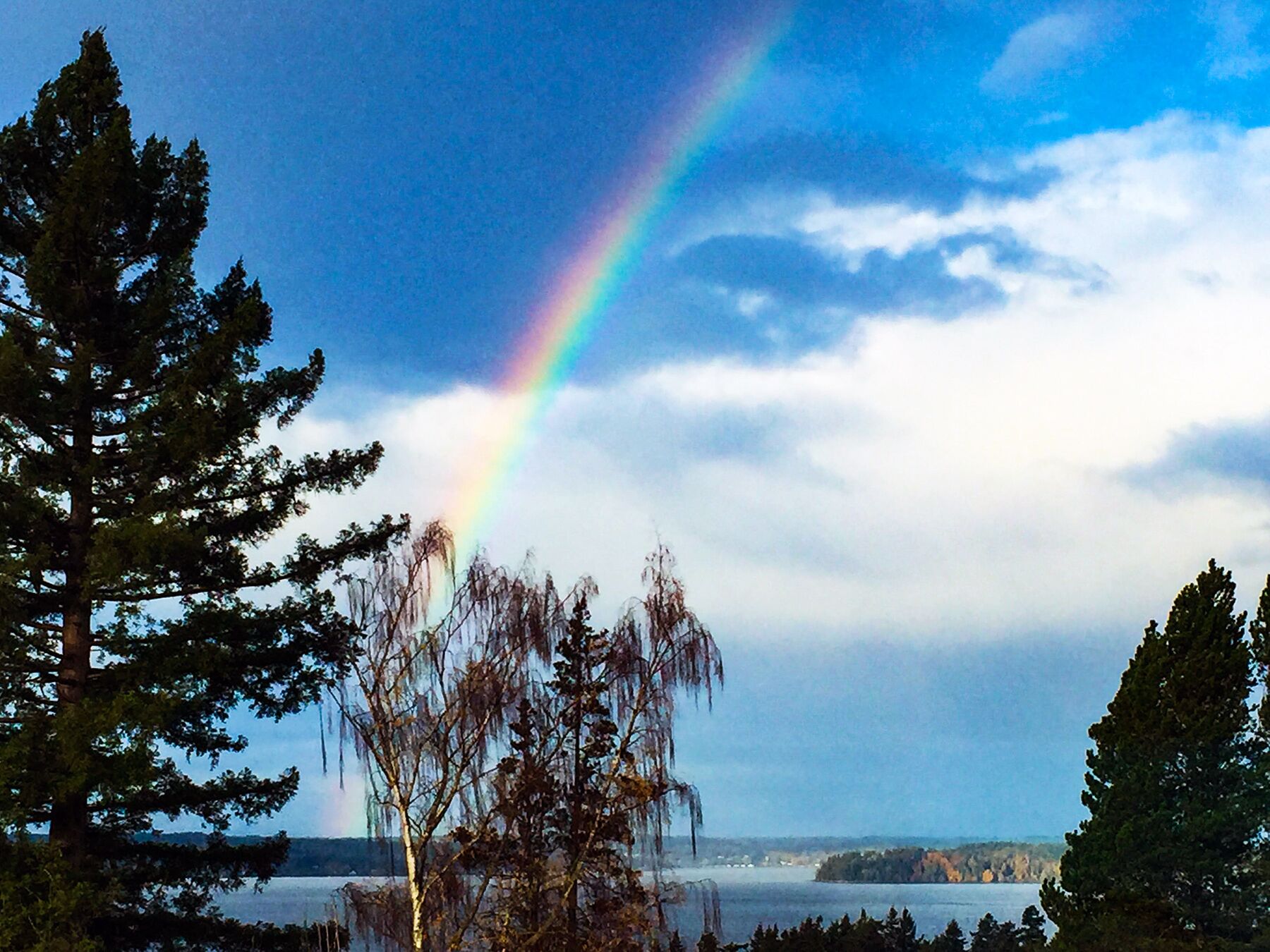  Gorgeous views, Modern Amenities. Welcome!