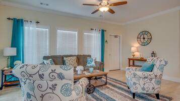 Hus, 4 soverom, privat basseng (3 Bathrooms - After Dune Delight) | Spiseområde på rommet