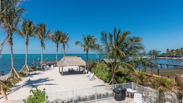 Beach/ocean view