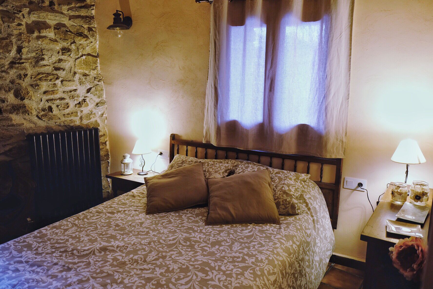 Casa Rural Albana Pyrenees in the heart of Chisten