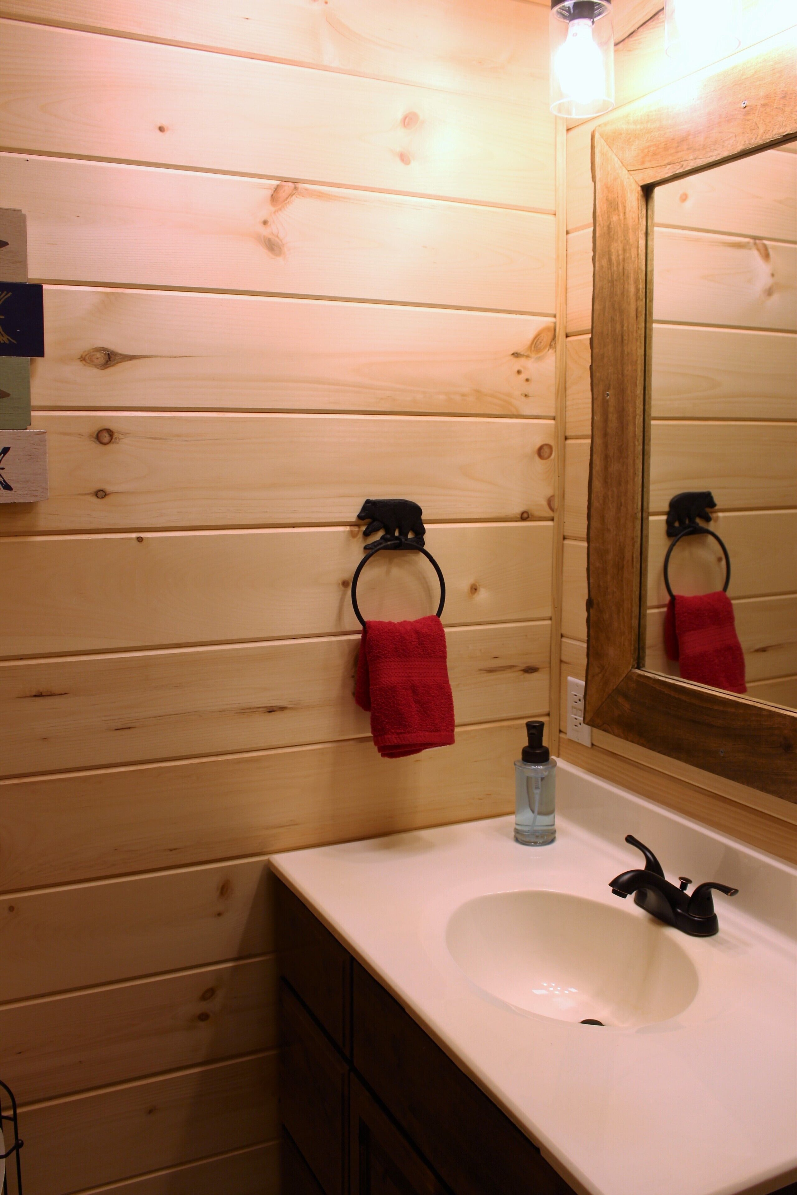 Downtown Townhome Only a 10 minute walk to downtown, featuring 3 BR 3BTH