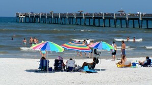 House, Multiple Beds (Nick's Place) | Beach - Nick's Place (Jacksonville)