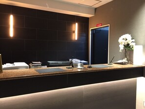 Reception - Hotel State Tennoji - Hostel (Osaka)