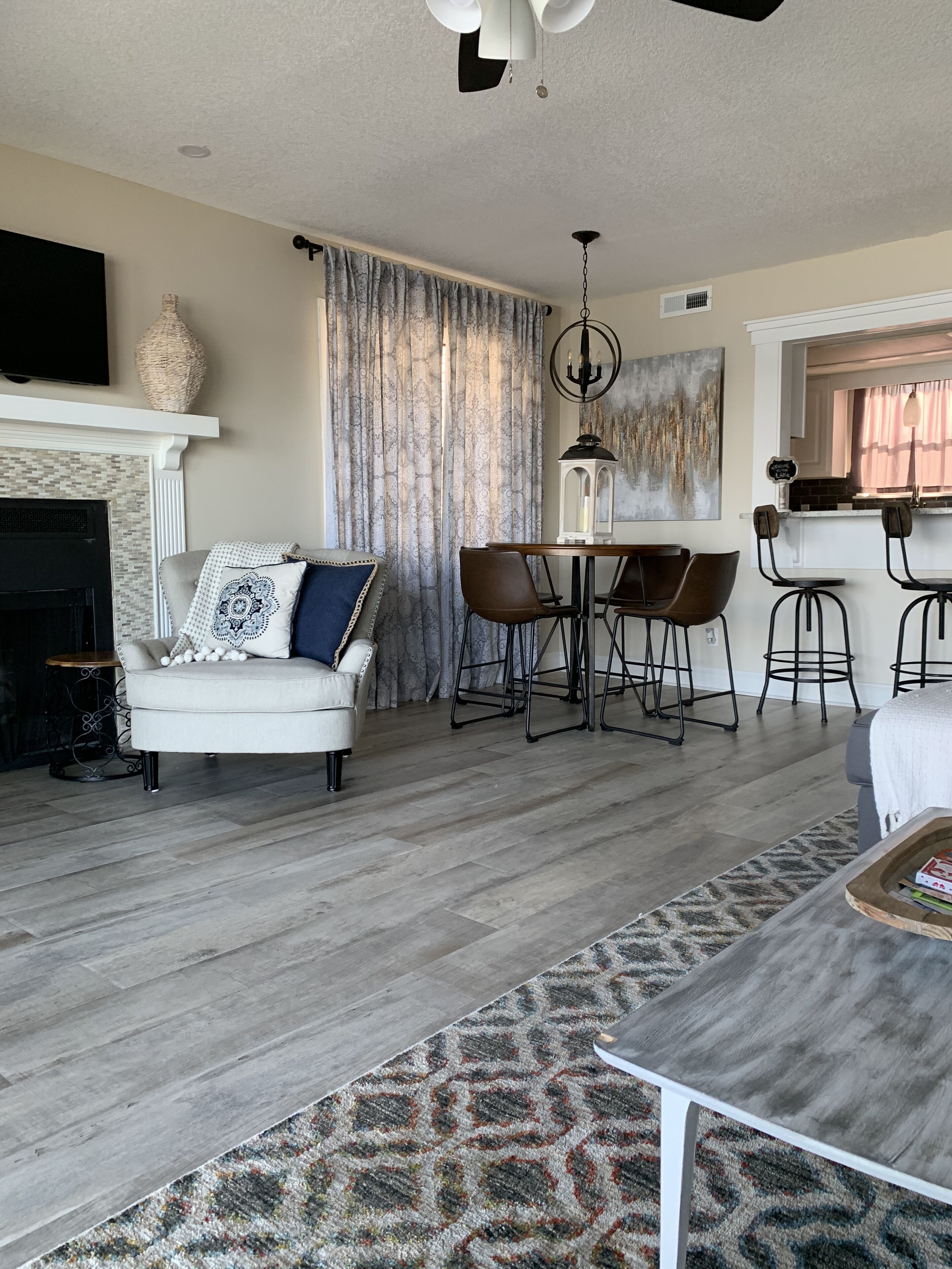 Completely Updated Walk-In Level Condo at The Landing! 