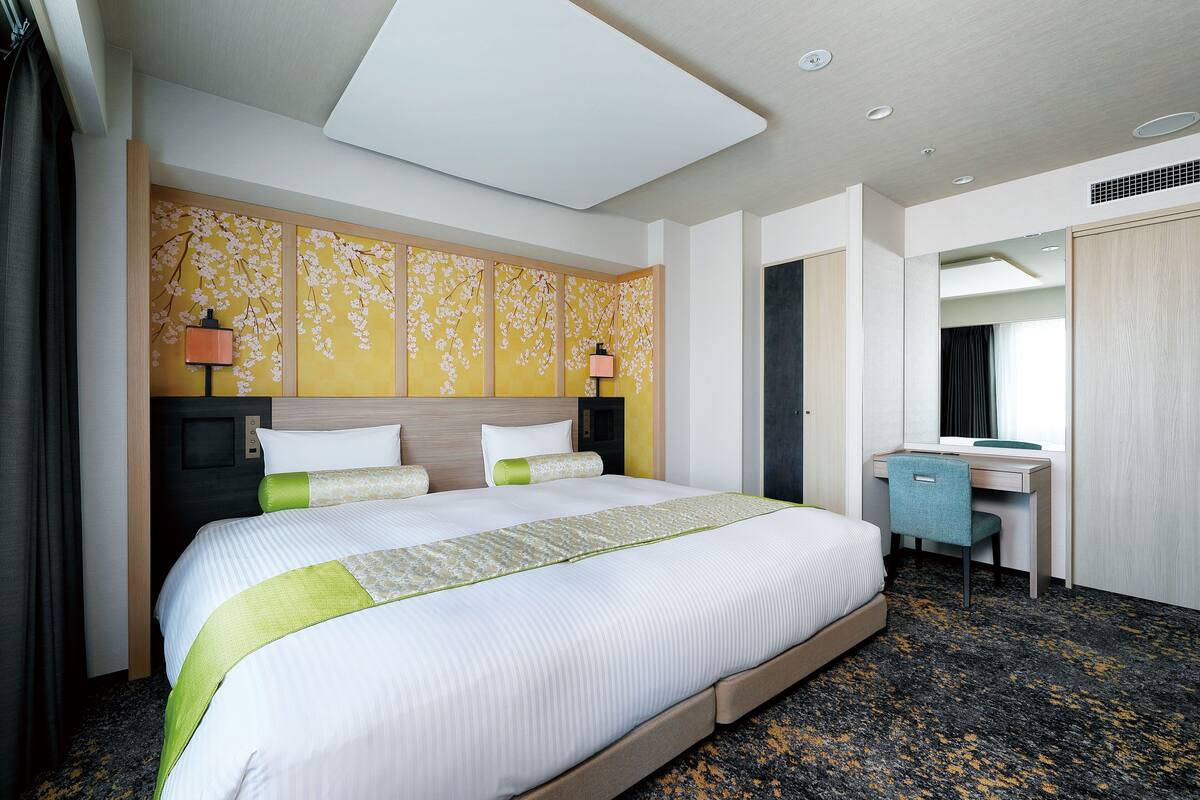 ห้องพรีเมียมดับเบิล (Suite) | ตู้นิรภัยในห้องพัก, โต๊ะทำงาน, Wi-Fi ฟรี, ผ้าปูที่นอน