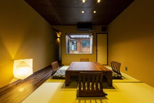 Private Vacation Home | Living area