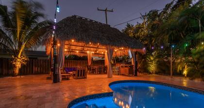 Nice Poolhome perustettu naapurustossa West Palm Beach lähellä kaikkea